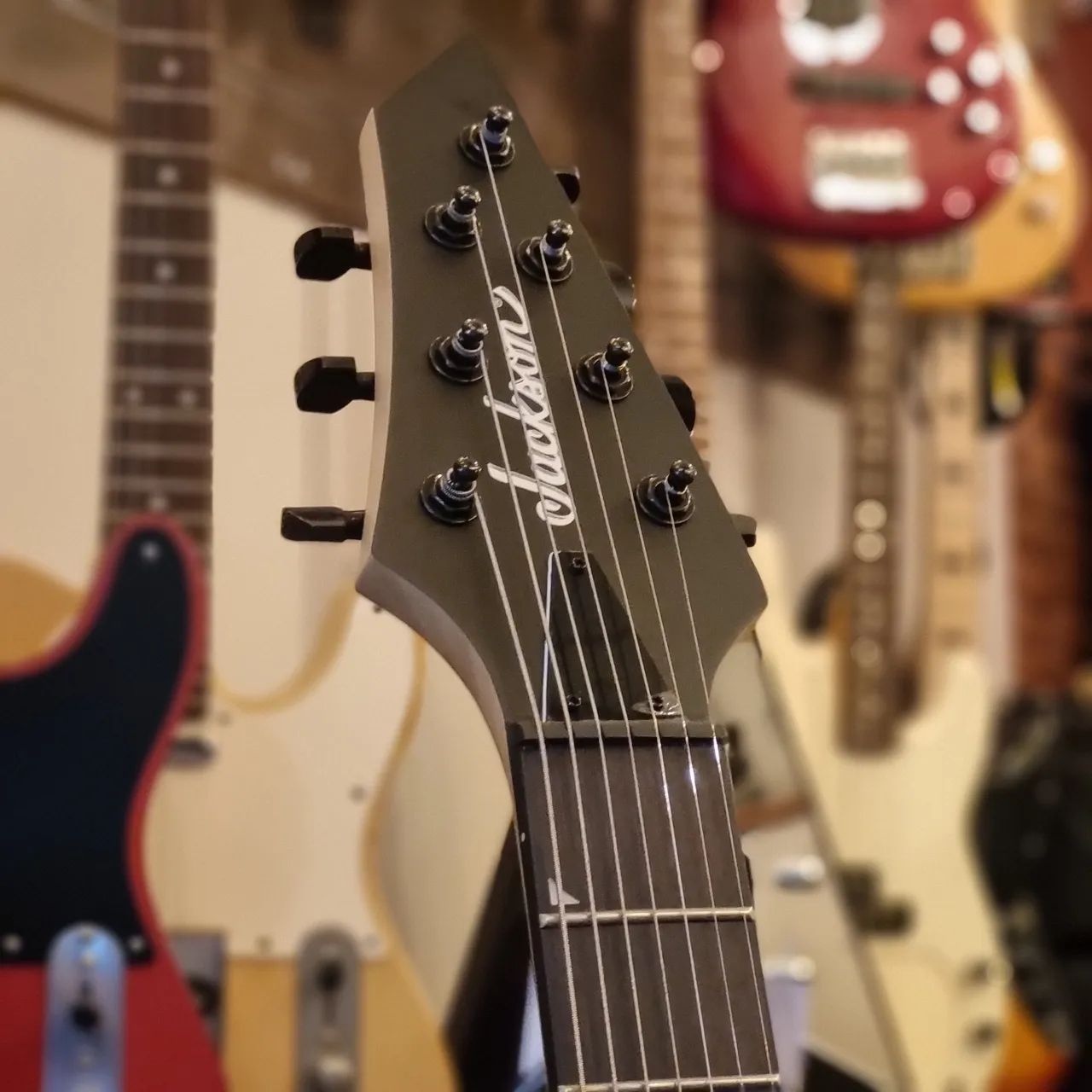 Guitarra Jackson King V 7c - Foto 4