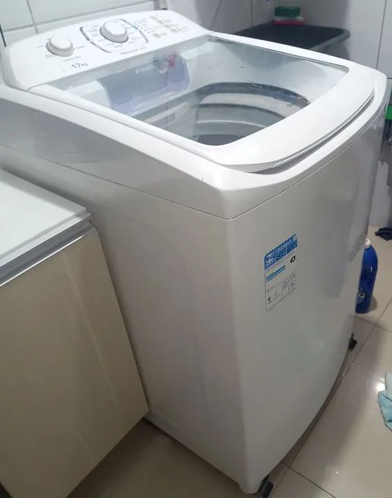 LAVA ROUPA ELETROLUX 17 KG
