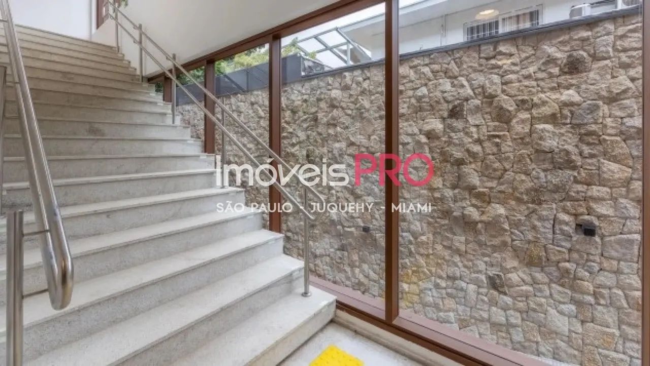 Imóvel "One of a Kind" Comercial Monousuário de 3796m², com 30 vagas à 200 metros da Faria - Foto 4