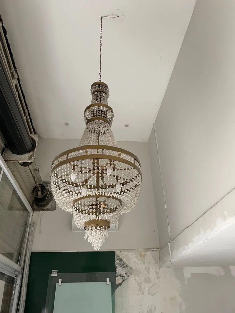 Lustre de Cristal - Luxo e Elegância para sua Casa