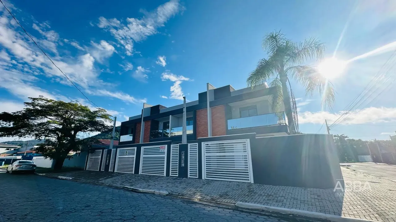 Sobrado no Centro - Matinhos