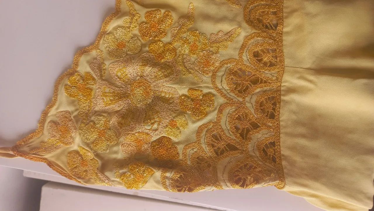Vestido amarelo renda vintage P - Foto 2