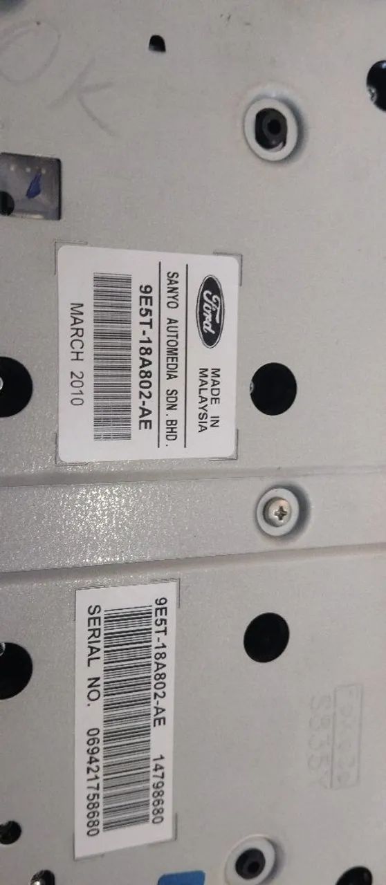 Moldura para multimídia Fusion 2010a2012 64308138462210122