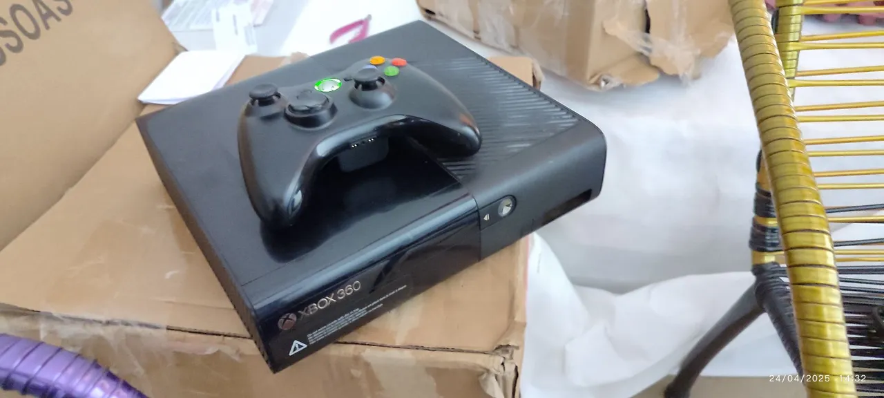 Xbox 360 com controle
