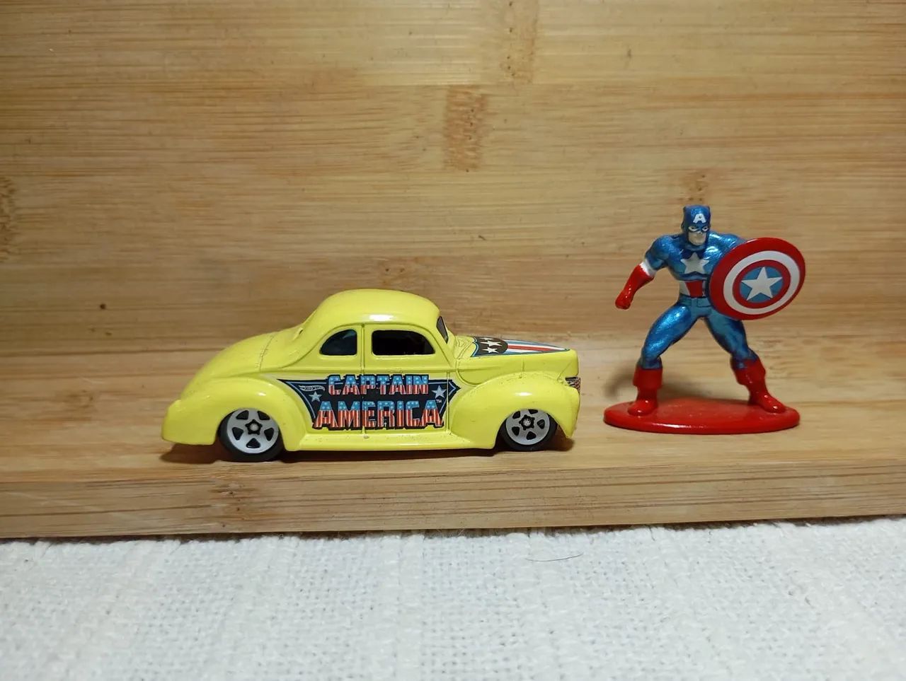 Coleção Marvel Nanometalfigs + Hotwheels - Foto 2
