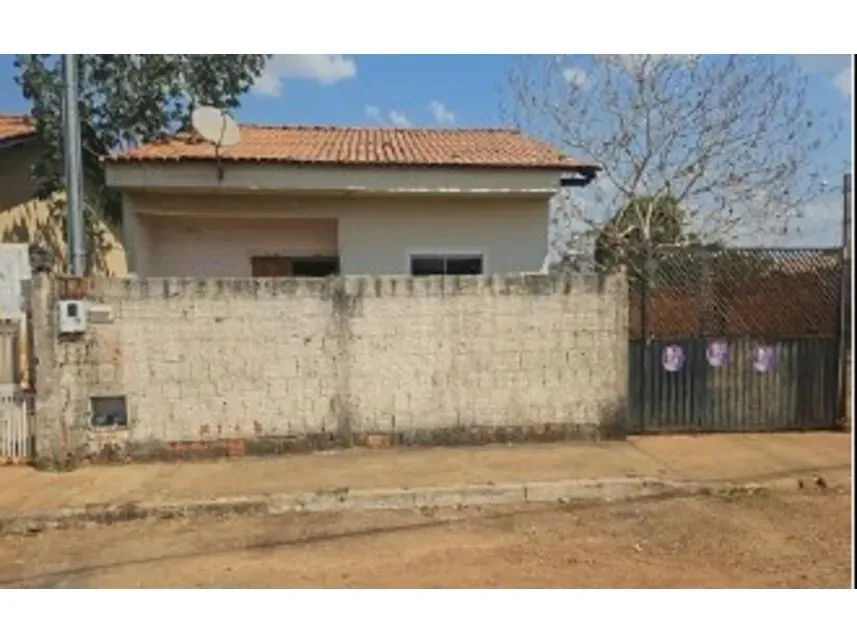 Casa em Leilão - Vila Divinéia - Padre Bernardo - GO