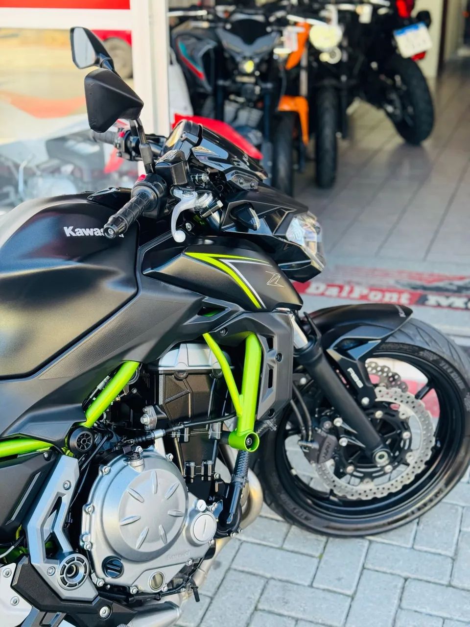  Kawasaki Z-650 2018 - Foto 5