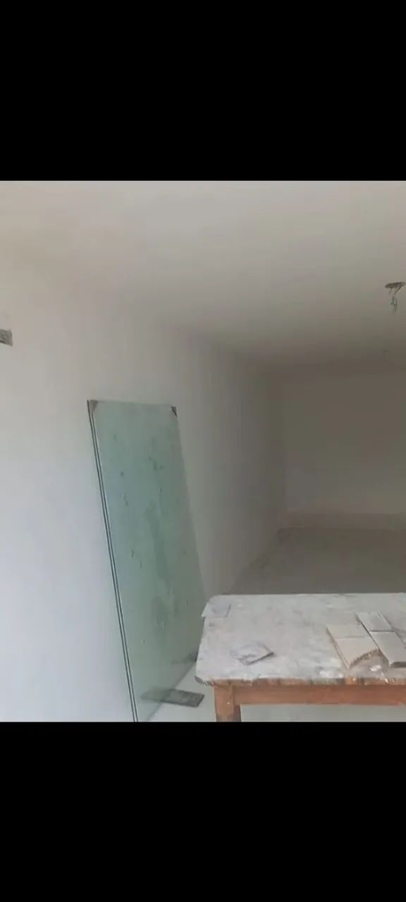 Trabalho com pinturas e ajudante de pedreiro.  Concerto de telhados e cavador de buraco - Foto 3