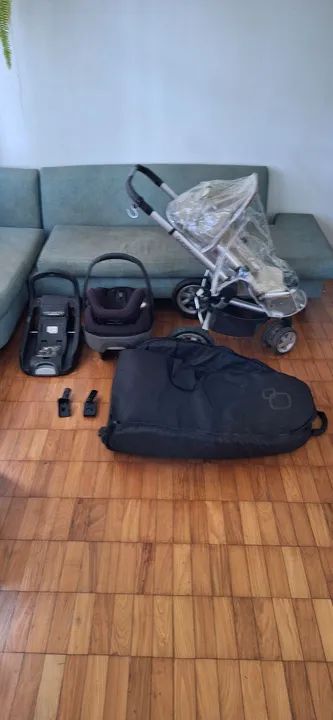 Carrinho de Bebê Completo - quinny
