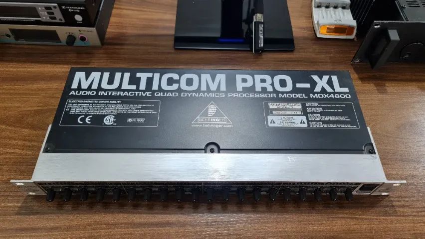 Compressor Behringer Mdx4600 Multicom Pro Xl - Foto 4