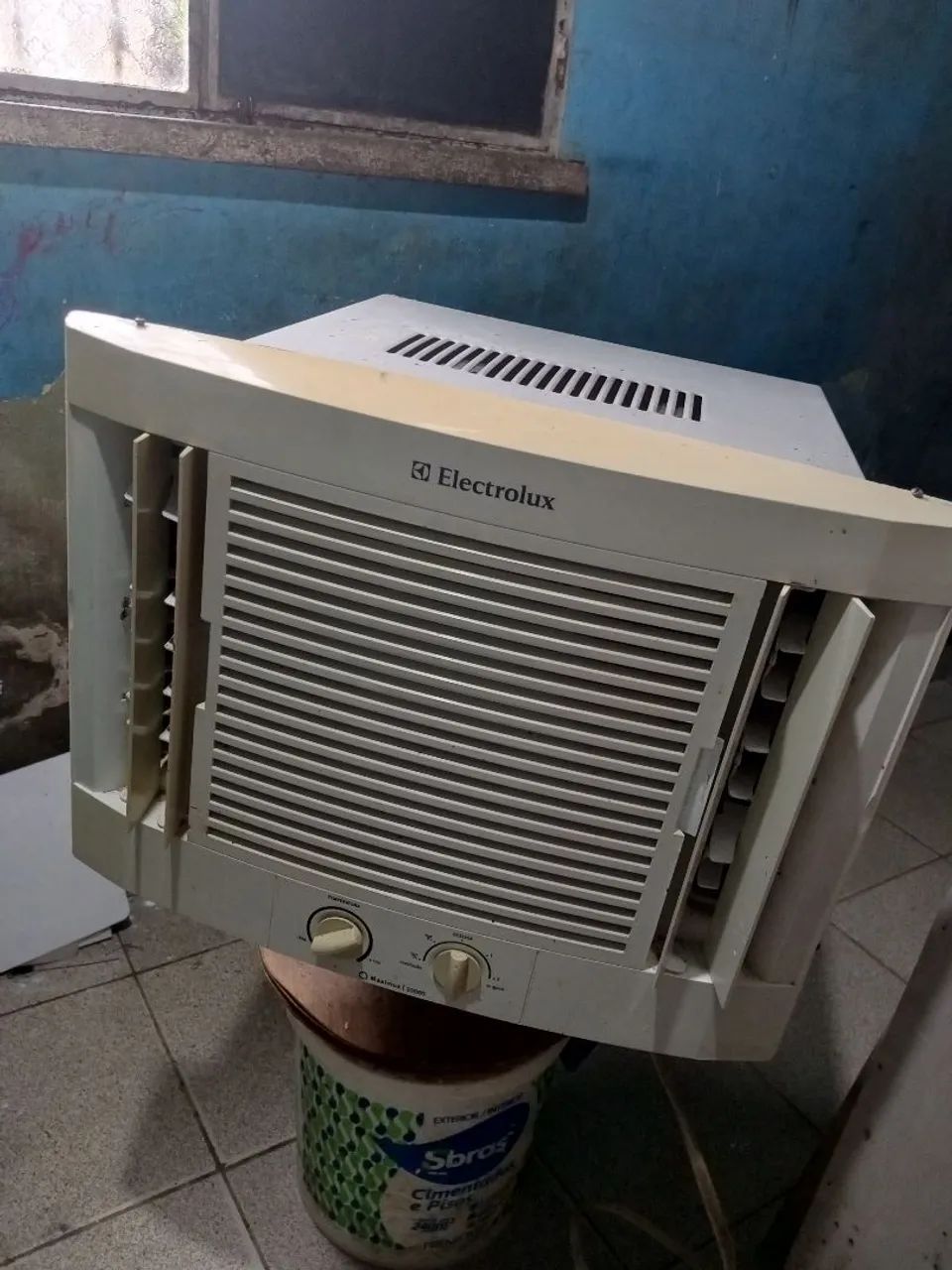 Ar-condicionado de Janela Electrolux Usado