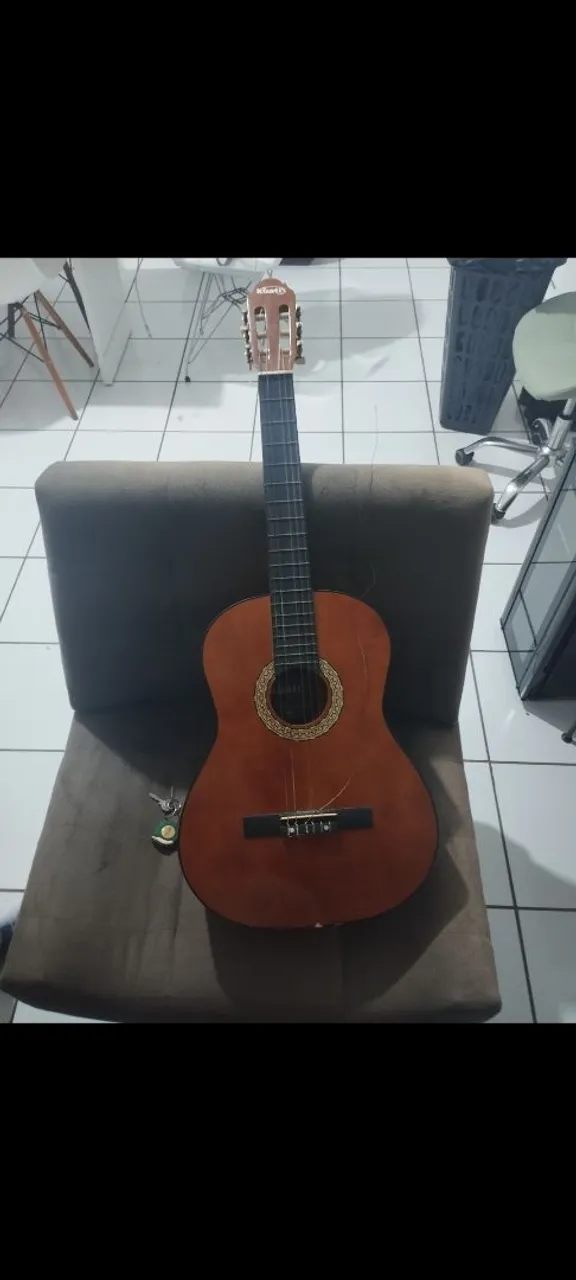 Violão marca kuati
