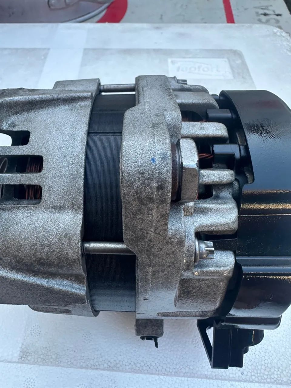 Alternador Kia 37300-04200 - Foto 5
