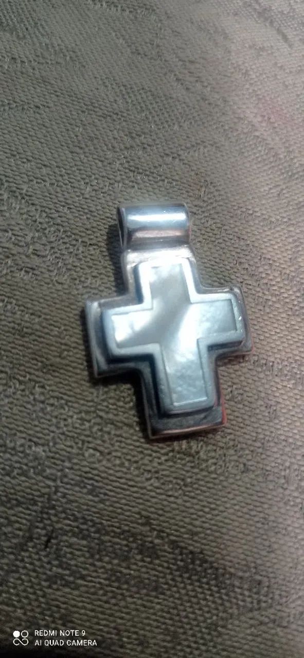 Crucifixo de Prata e Madreperola - Foto 2