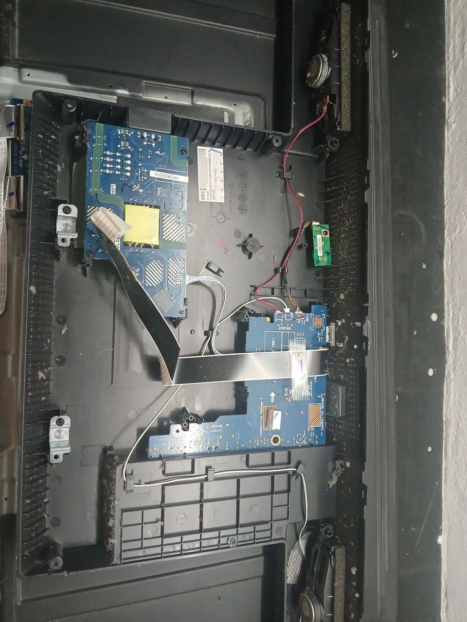 Conserto em TVs, Som, Ar condicionado Placas eletrônicas em geral. - Foto 4