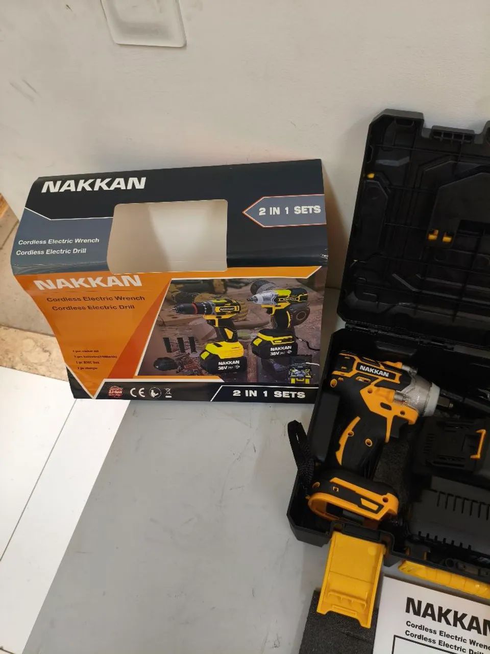 KIT chave de impacto + parafusadeira maleta completa com acessórios cachimbos 17/18/19/22  - Foto 5