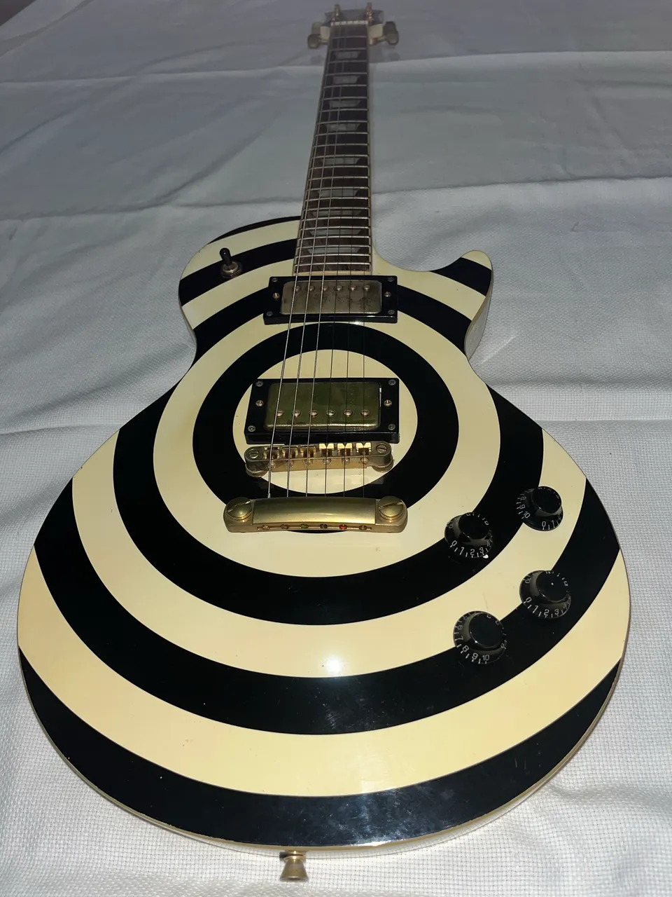 ギター Epiphone Zakk Wylde Les Paul Custom GUITARRA EPIPHONE LP CUSTOM ZAKK WYLDE - Drum Shop