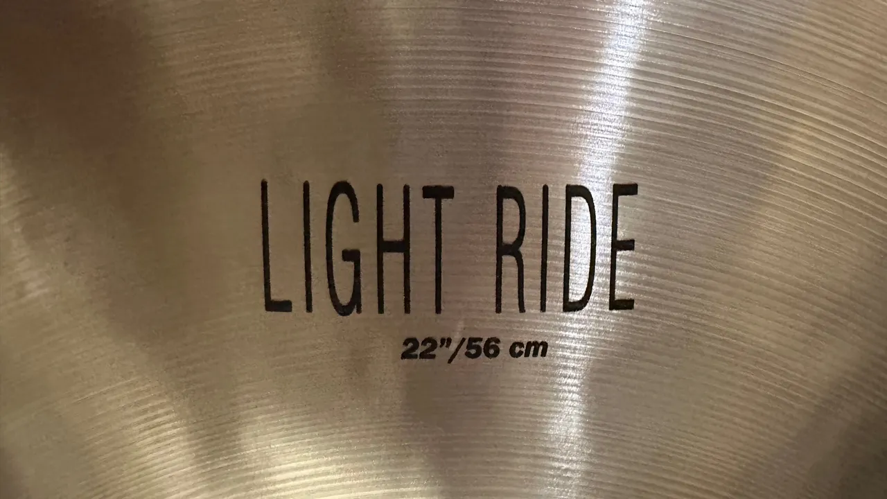 Zildjian K Light Ride 22"/56 cm ***novo no plástico***