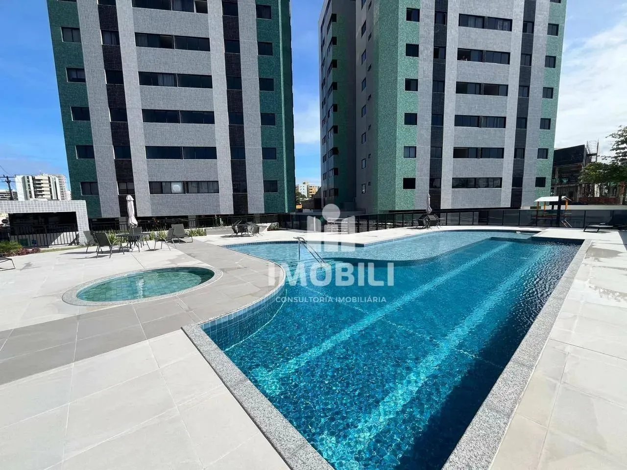 Apartamento com 3 dormitórios à venda, 85 m² por R$ 720.000,00 - Cruz das Almas - Maceió/A