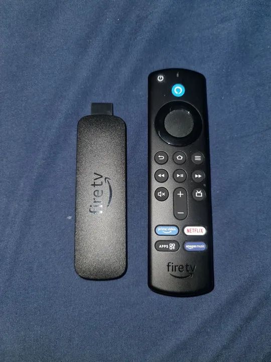 Amazon Fire TV Stick 4K com Controle Remoto