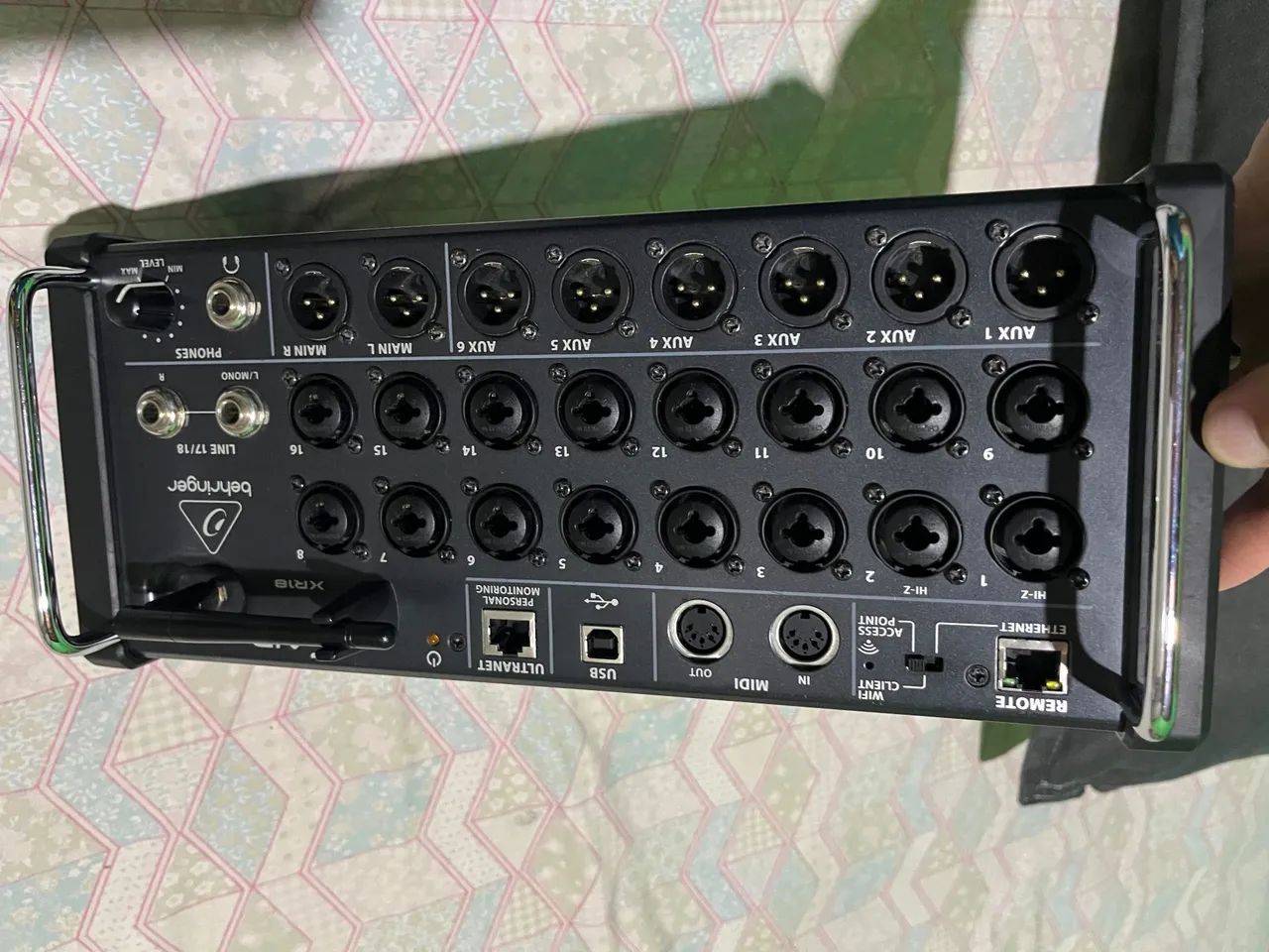 Xr 18 
