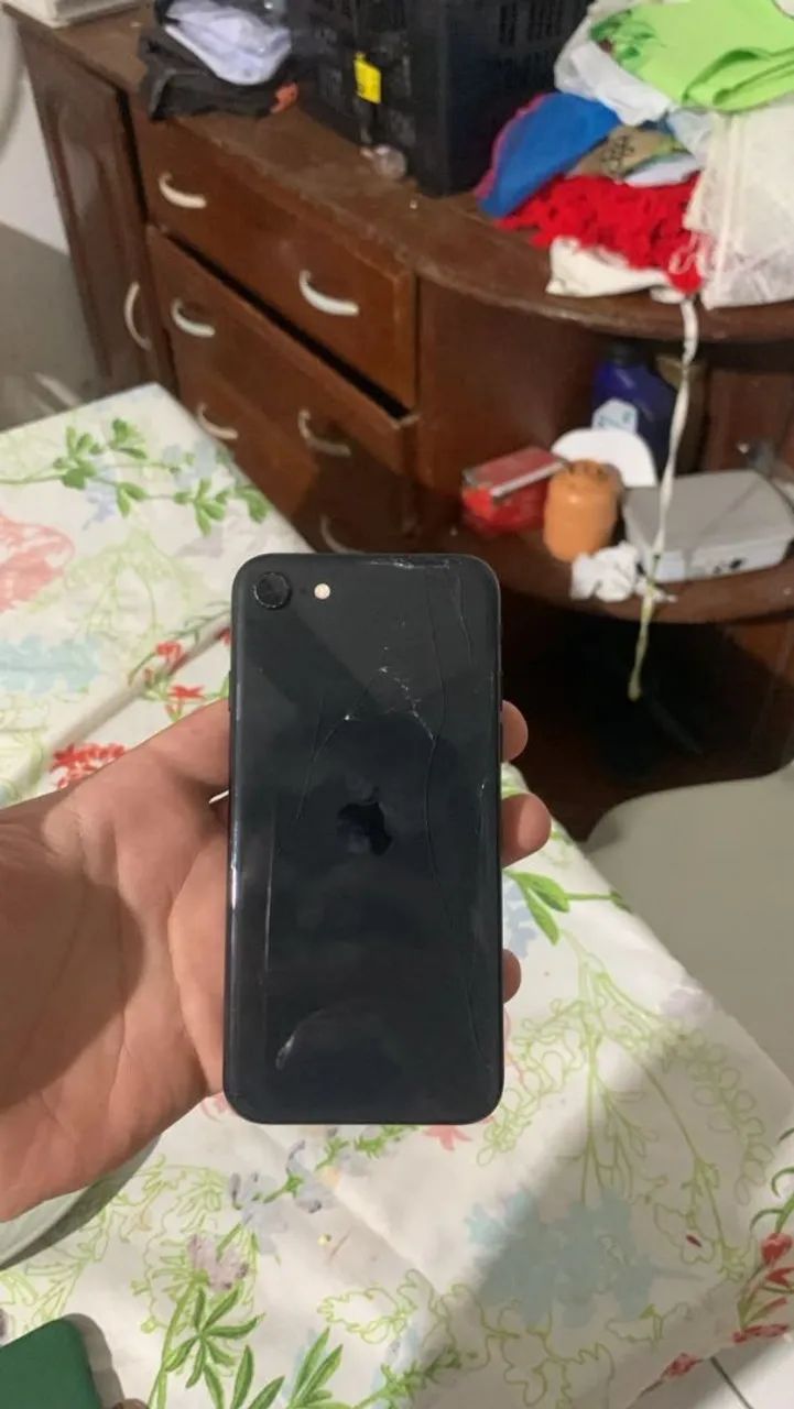 Iphone se 2 geração 64gb - Foto 2