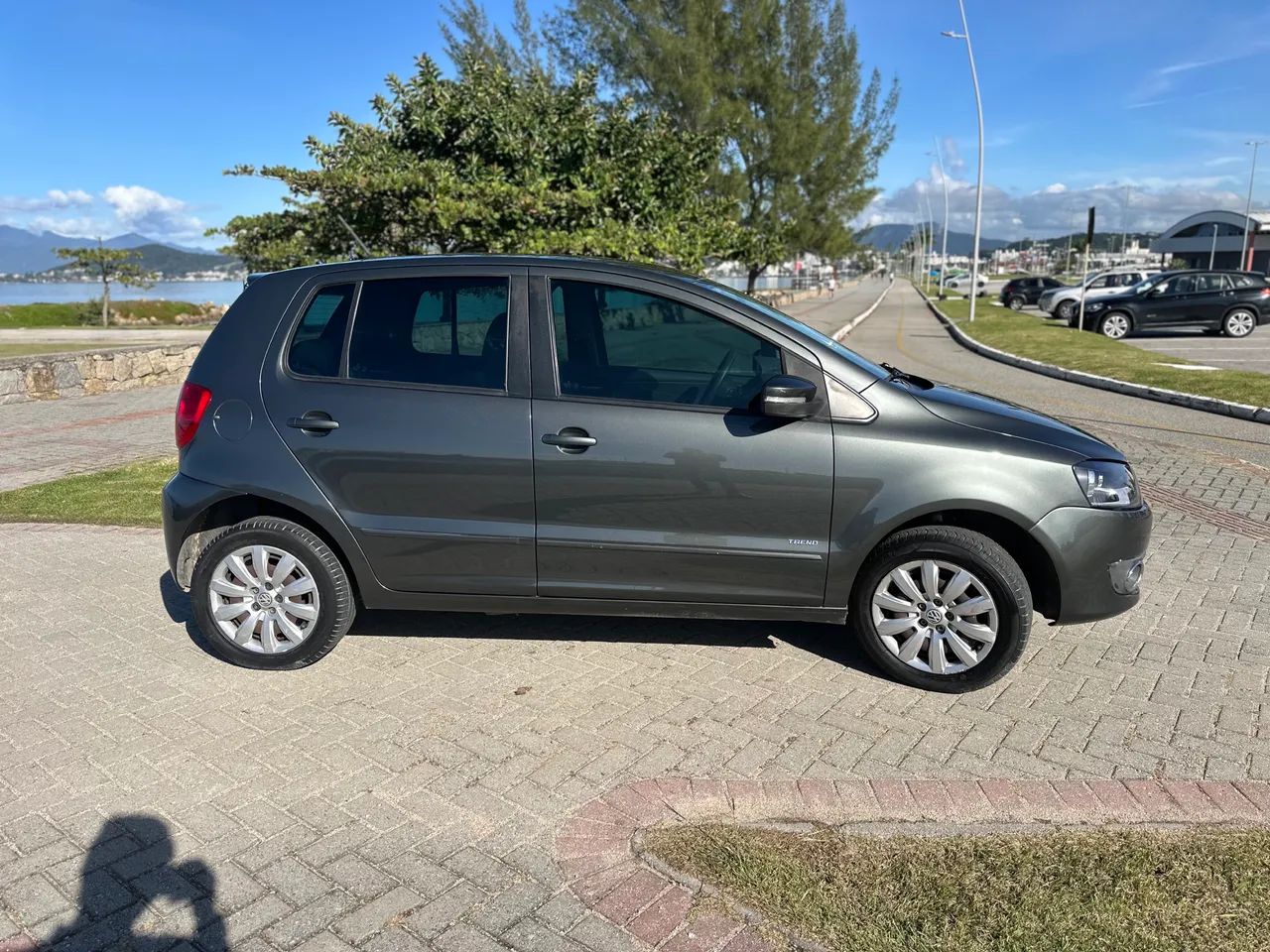 Volkswagen Fox 1.0 MI Total Flex 8V 5P 2014 - Foto 4