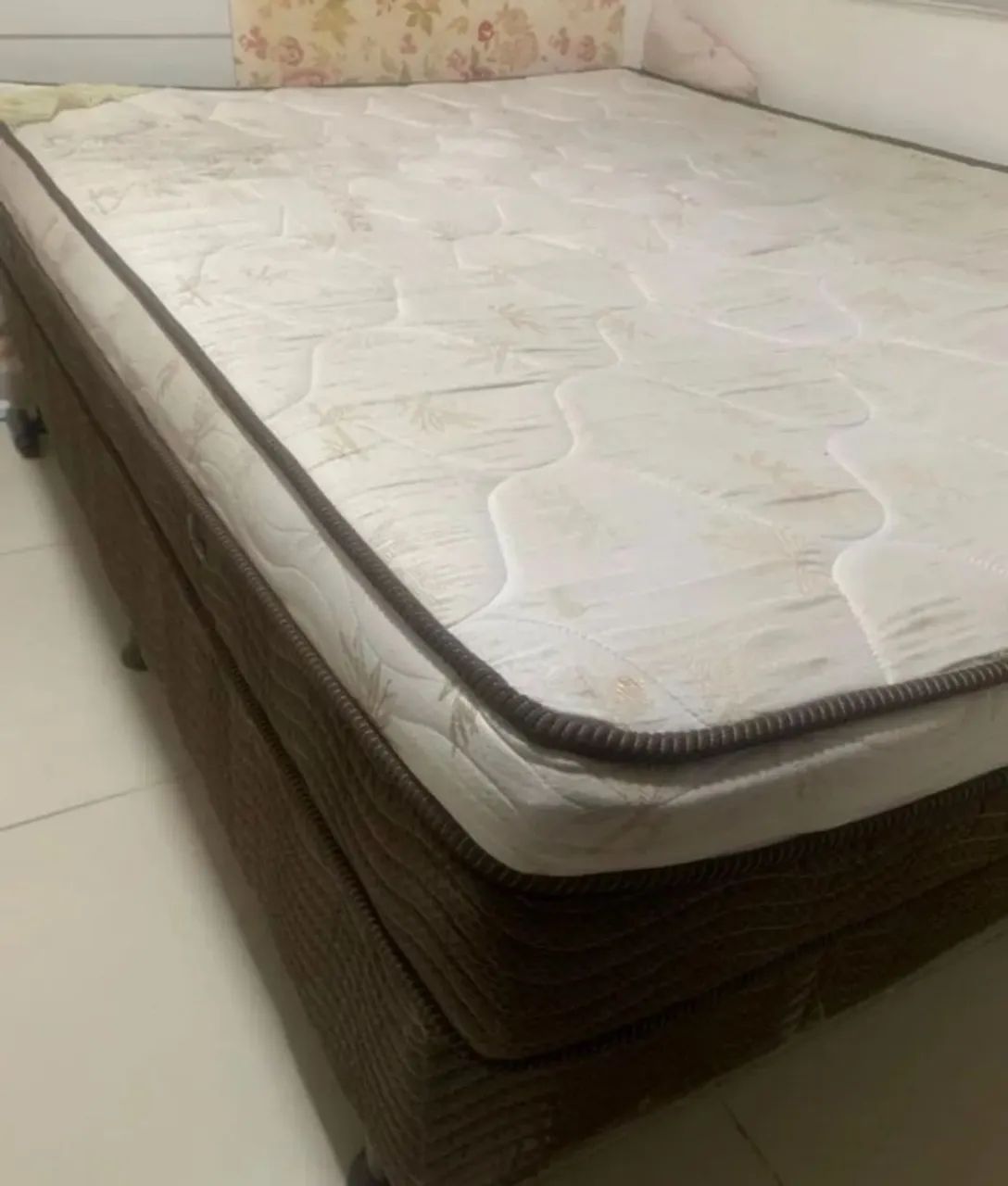 Colchão casal (Colchão e base)  - Foto 3