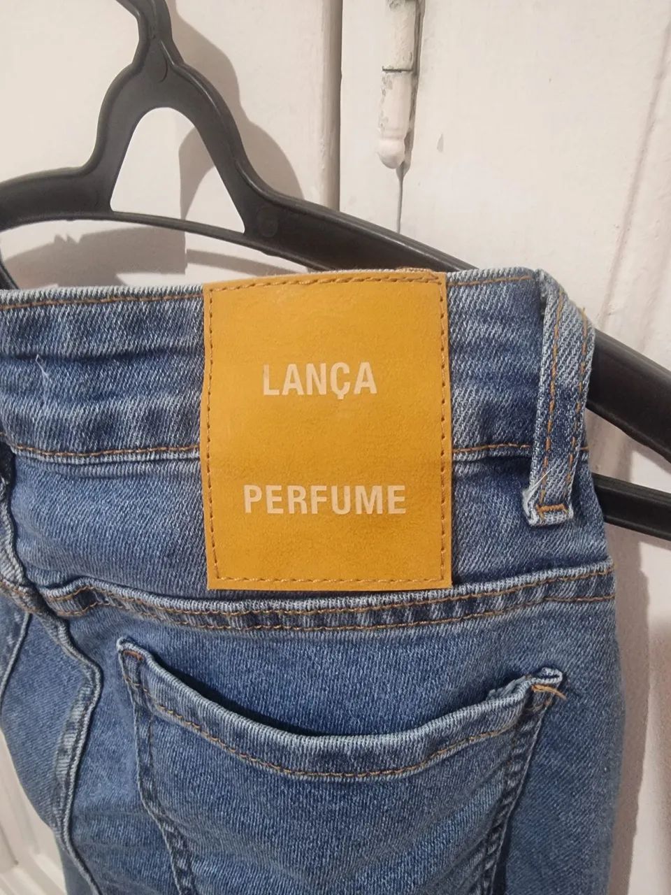 Calça lança perfume nunca usada - Foto 3