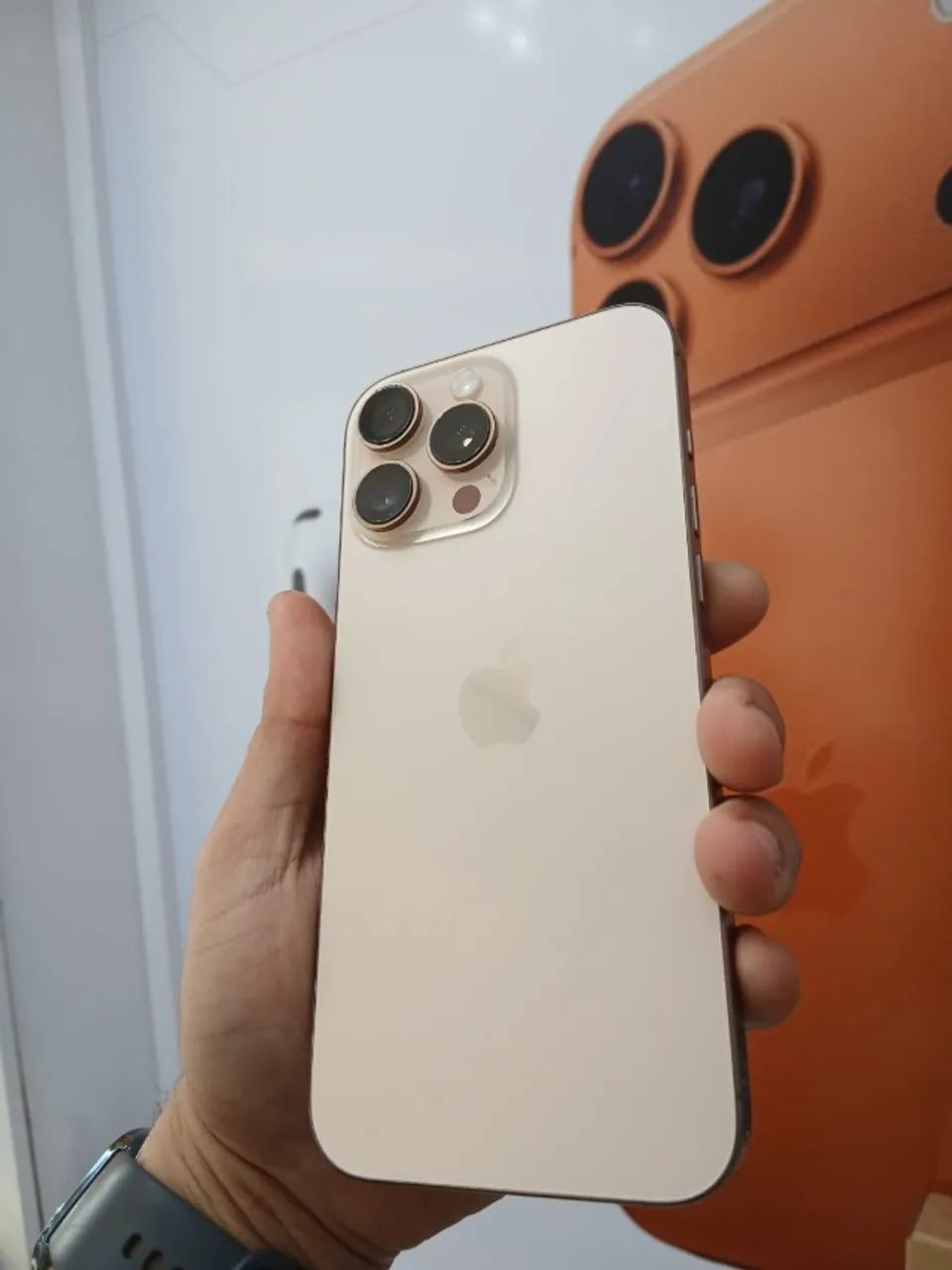 IPHONE 16 PRO MAX 256GB - DESERT 91% de Bateria!!! - Foto 4
