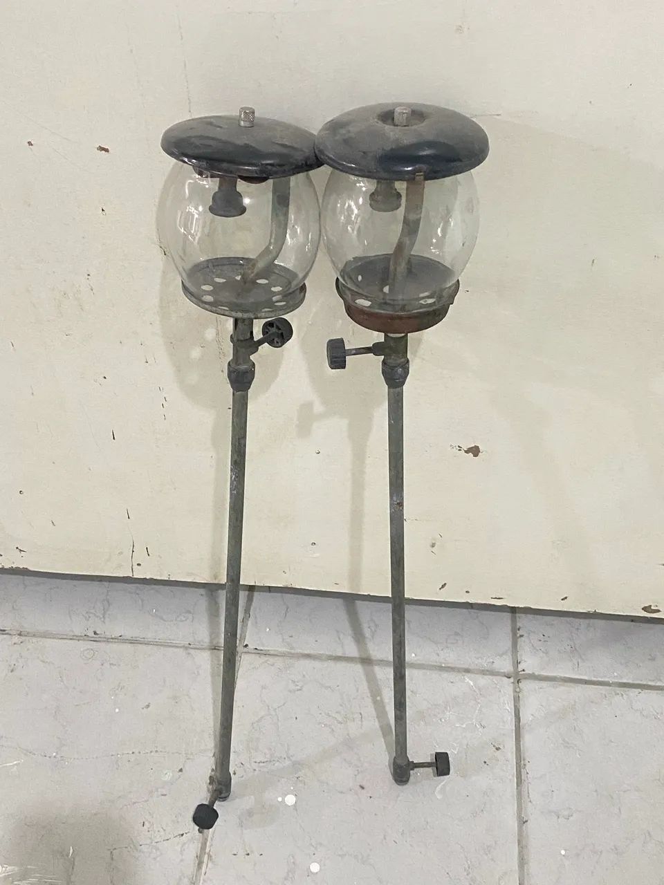 VENDE-SE LAMPIÃO 