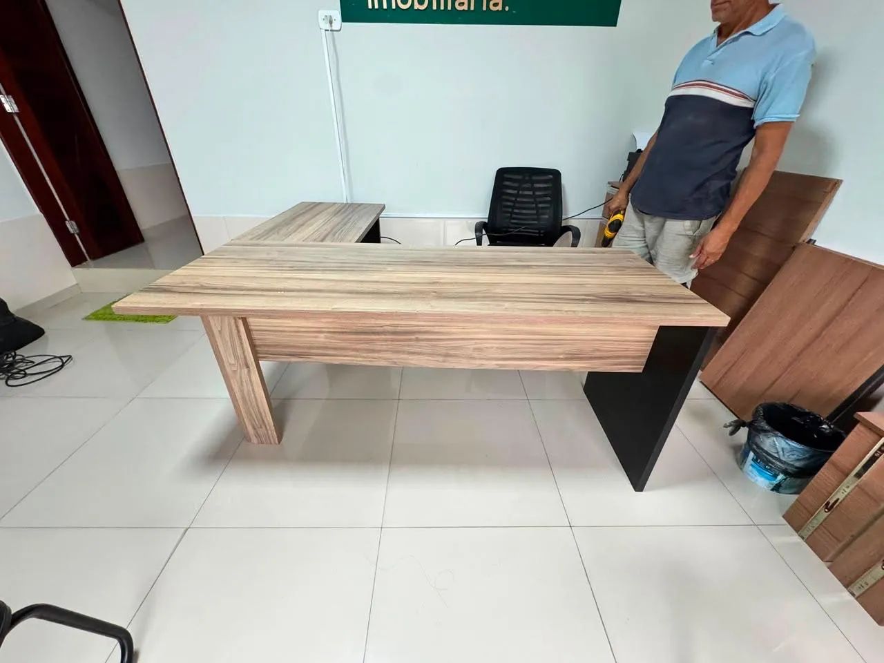 Mesa pra recepção de escritório  - Foto 2