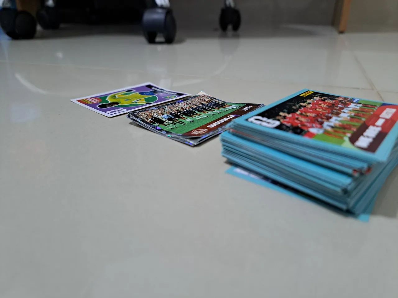 100 cartas da copa 5 brilhantes e 1 legend - Foto 2