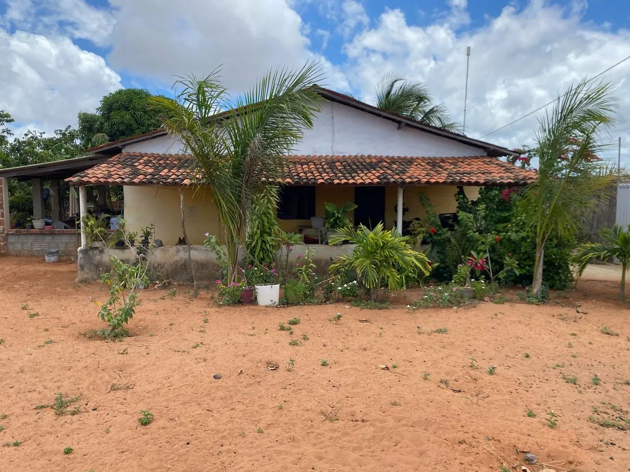 GRANJA EM EXTREMOZ