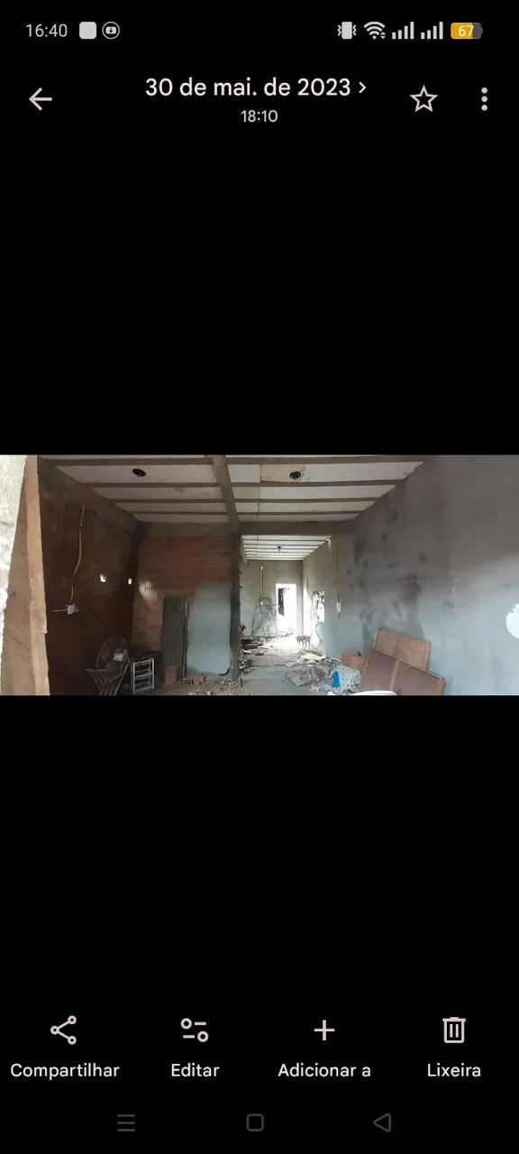 Vende -se terreno com casa em construção 