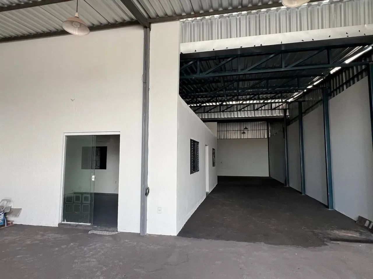 Imóvel para aluguel no bairro Santa Rosa - Uberlândia - MG - Foto 2