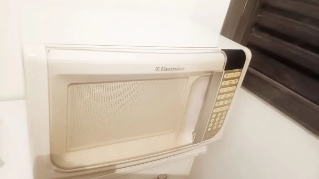 Micro-ondas Electrolux 110v - Microondas - Foto 2