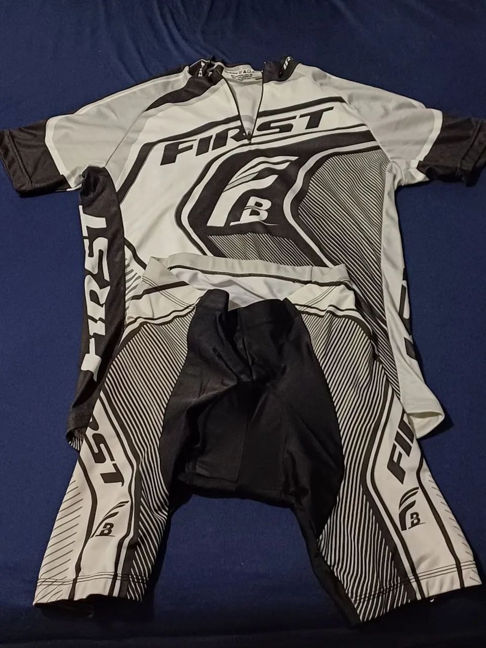 2 conjunto + umas camisa para ciclista para quem veste G ou GG - Foto 3