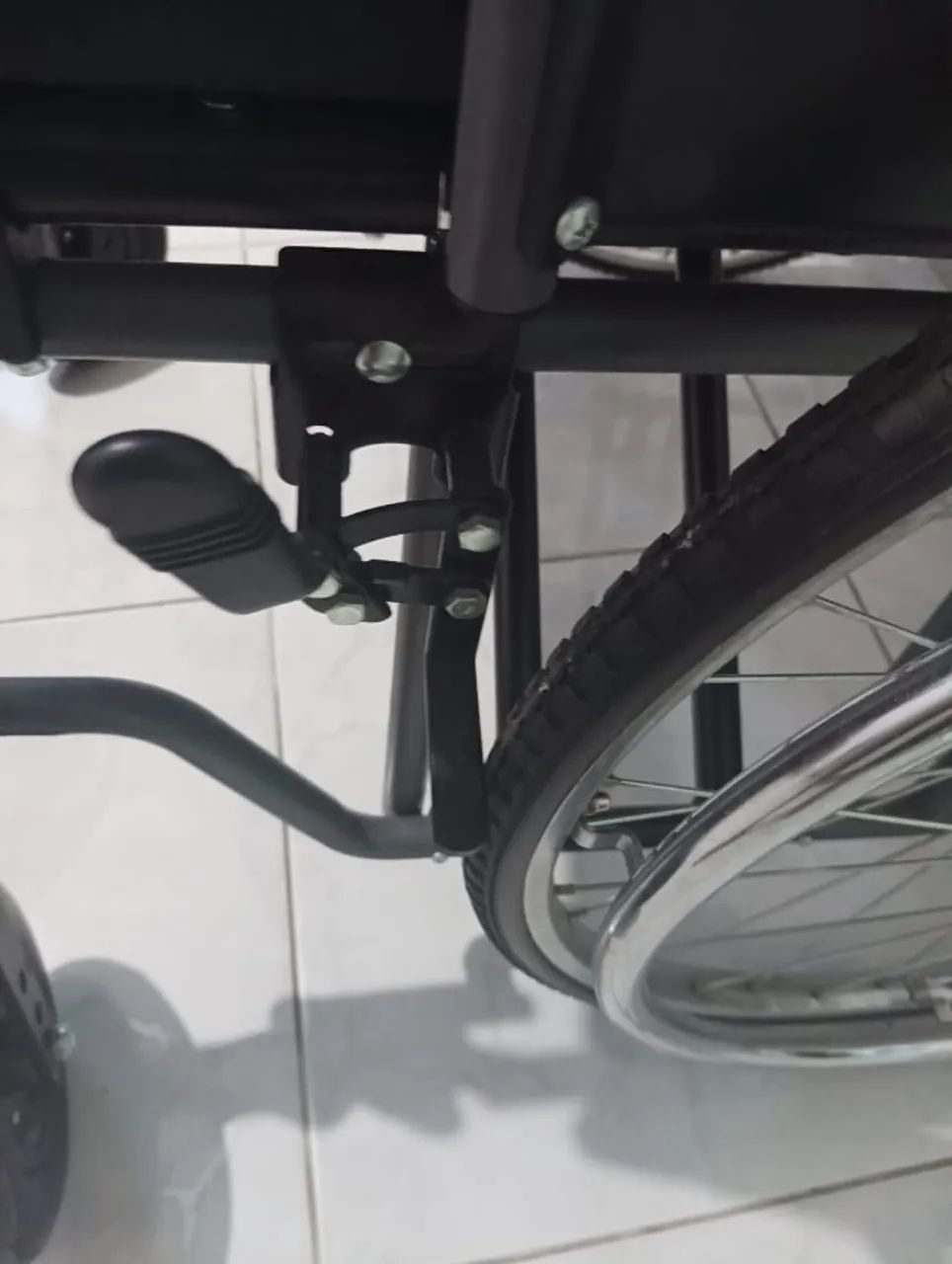 Cadeira De Rodas Plus Size  Até 250kg - Foto 3