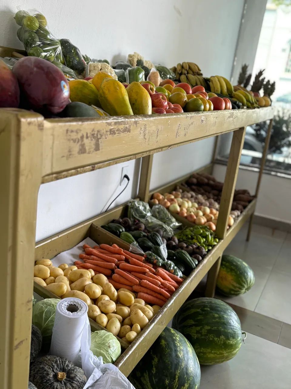 Vende banca espositora de verduras  - Foto 2