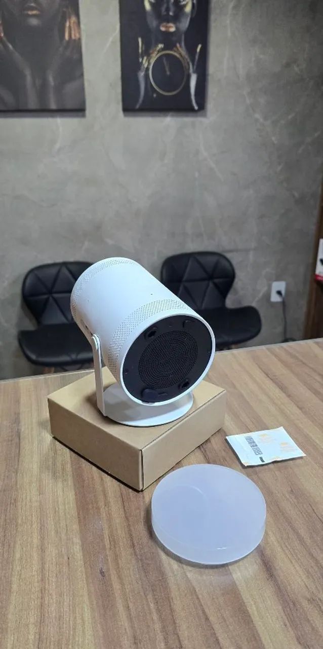 Projetor Smart Portátil Samsung The Freestyle, de 30 a 100 Polegadas. - Foto 5