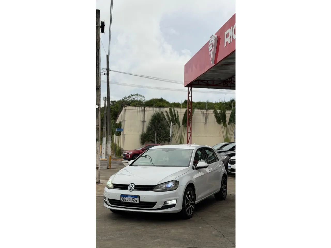 Volkswagen Golf Golf Highline 1.4 TSI 140cv Aut. 2015