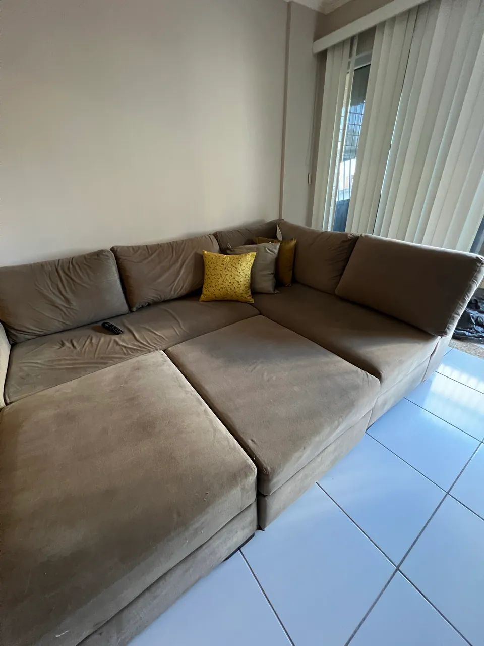 Vendo sofá 5 lugares - Excelente Estado  - Foto 4