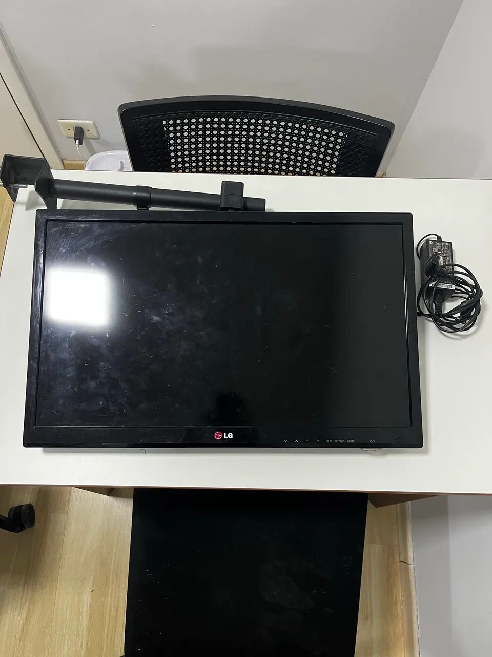 Monitor LG 24?+ Braço Articulado - Foto 2