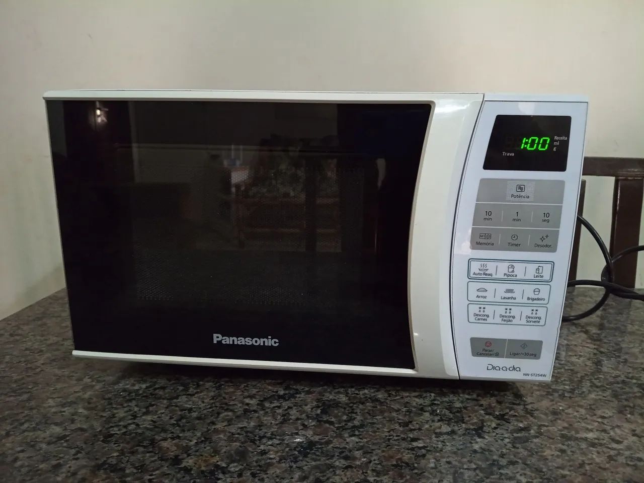 Microondas Panasonic Semi-Novo 