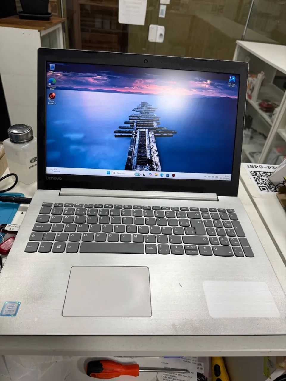Vendo notebook Lenovo ideapad 330