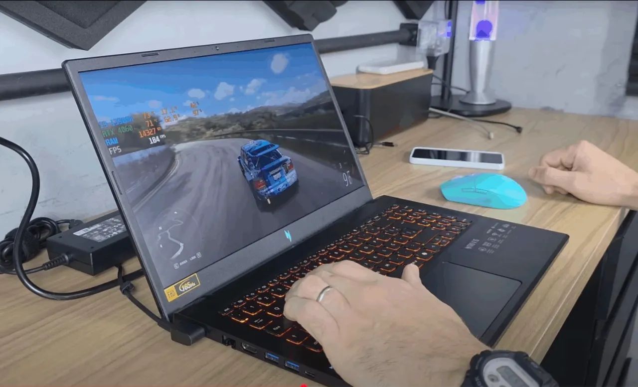 Nitro V15 i5 13420HX RTX 4060 NF + Garantia