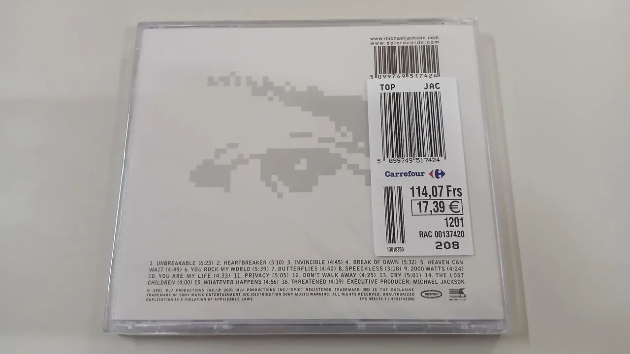 CD Michael Jackson - Invincible - Importado (Lacrado) - Foto 2
