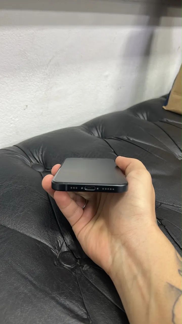 IPHONE 15 - 128gb e carregador ORIGINAL  - Foto 4
