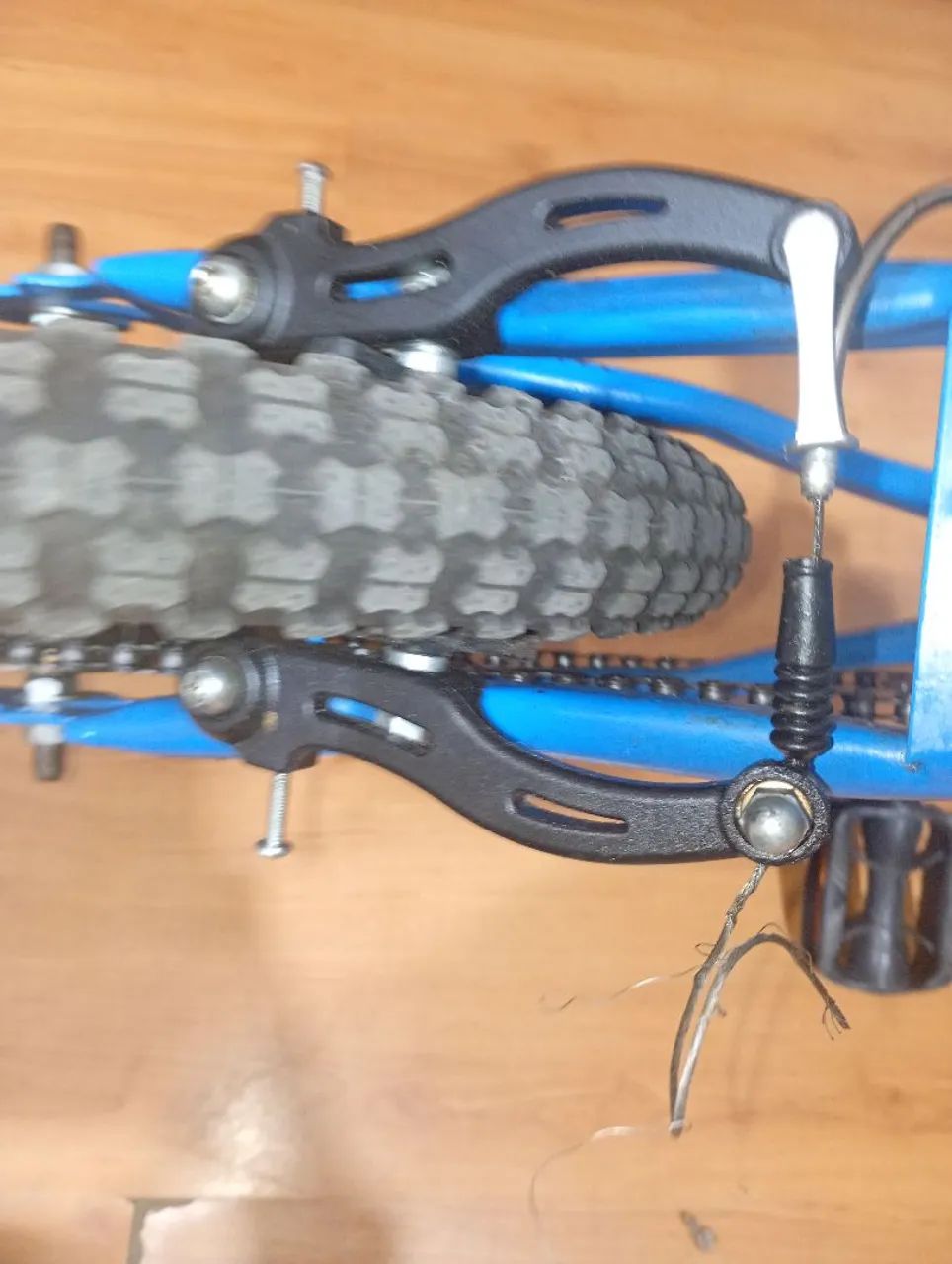 Vende-se uma bicicleta aro 16 infantil  - Foto 3